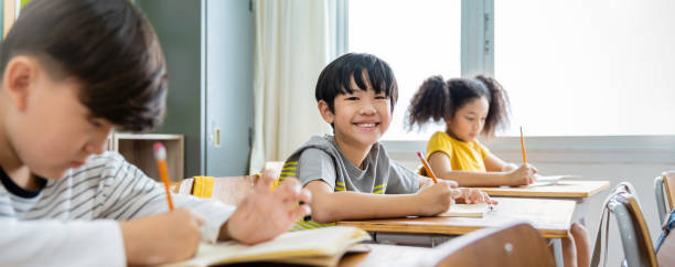 香港寄宿中学丨盘点香港国际、直资、以及官津学校都有哪些可以寄宿的好学校？